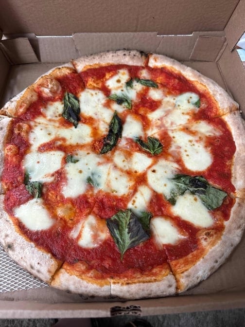 Margherita Pizza (14" Large).